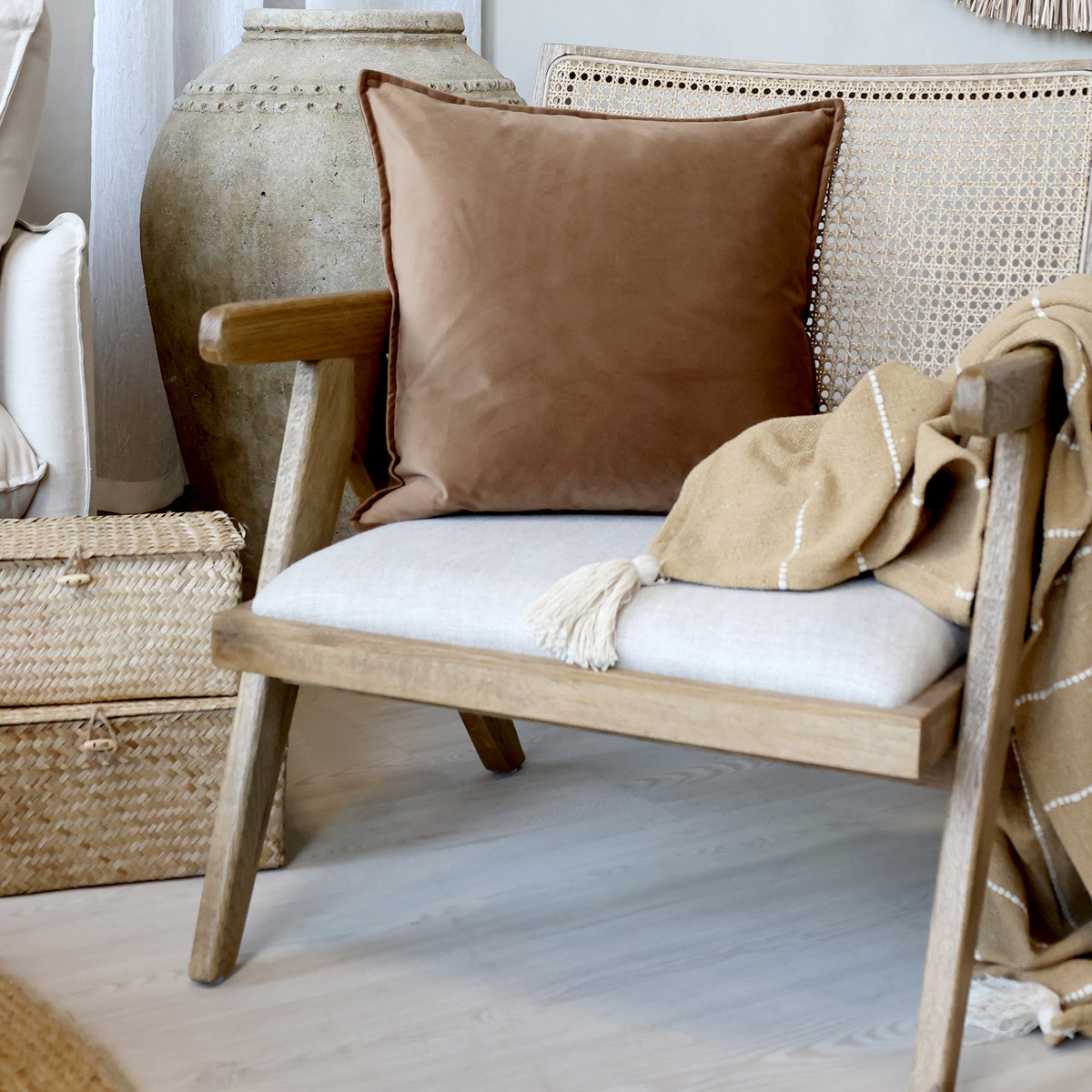 Chic Antique tyynynpäällinen Aix Nougat 50x50 cm